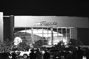 美国南部路易斯安那州拉斐特市一家电影院23日晚发生一起枪击事件