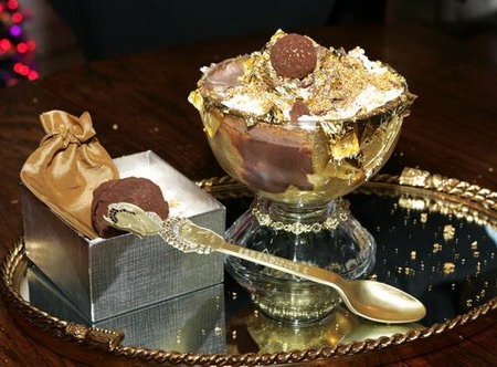 组图纽约推出世界最贵冰激凌25万美元一份