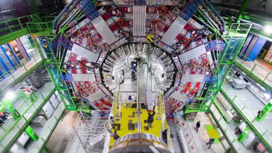 世界最大粒子加速器欧洲大型强子对撞机（LHC）