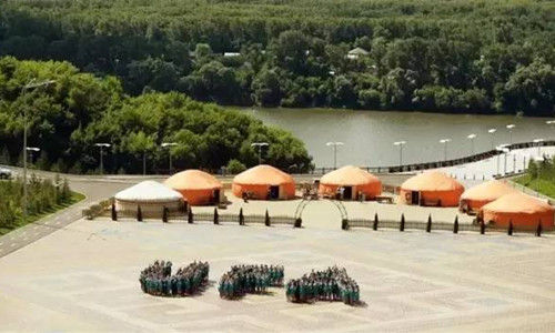 “双峰会”在俄罗斯城市乌法举行