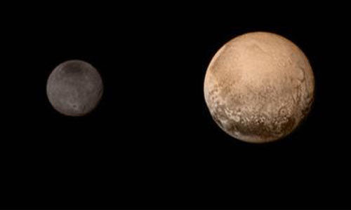 世界在冥王星，我们却在三里屯