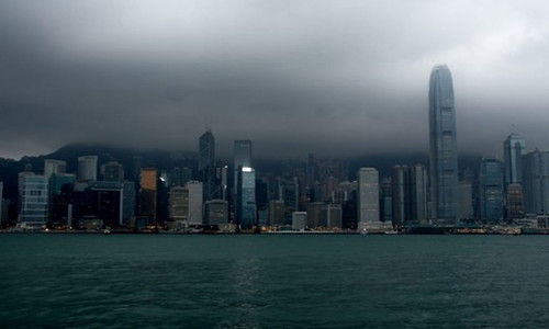 香港这个“自由经济堡垒”撑不住了？