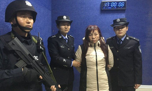 给嫌犯打“马赛克”卖的什么萌