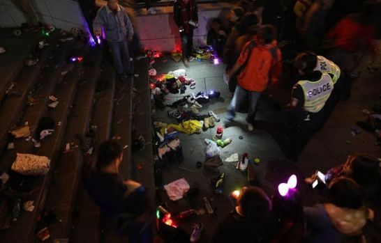 在各种官方的灾情通报中，将“领导重视”放在灾情通报中，是官宣党媒的通用做法