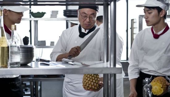 《饮食男女》剧照-厨房情景