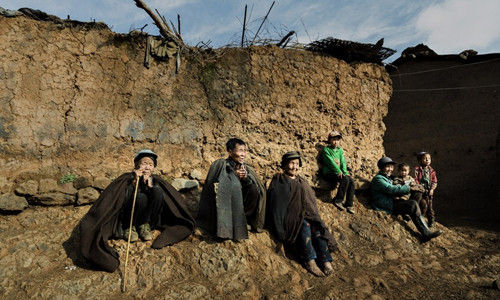 大凉山的民众/资料图