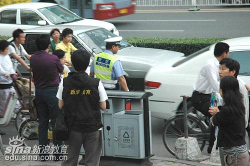 点击图片进入下一页