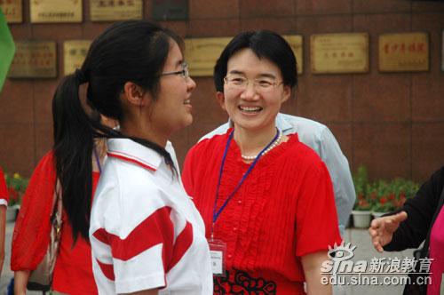 点击图片进入下一页