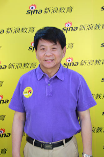 光华鼎力语文名师王国源做客新浪