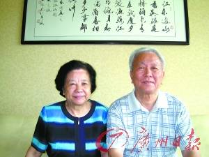 省农科院果树研究所研究员（退休）张展薇