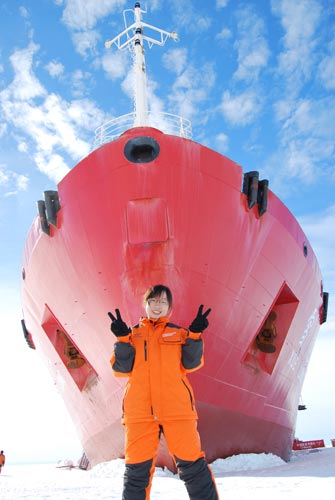 清华大学优秀学生代表工物系余雯同学
