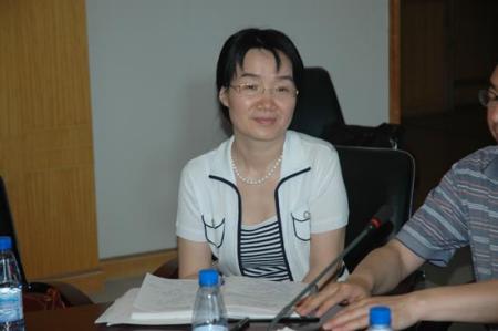 人大附中年级主任龚月萍