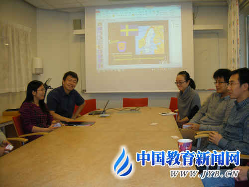 林雪平大学的华裔教授和中国留学生们　黄金鲁克　摄