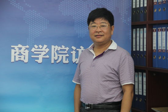广东财经大学MBA中心主任李焕荣