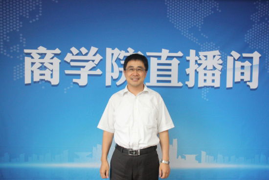 点击图片进入下一页