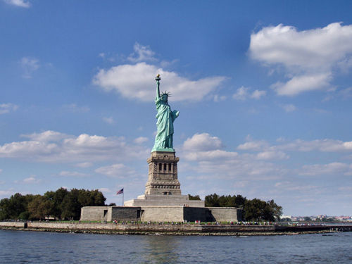 　美国：50万美元门槛25年未变