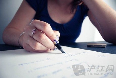 雅思大作文审题偏差成因及应对方法
