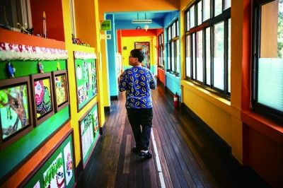 12岁的钟苏真是Nogok小学的最后一名学生。明年春天他毕业后，小学也要关门了。