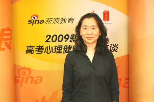 北京市海淀医院妇科主任医师马佳做客新浪