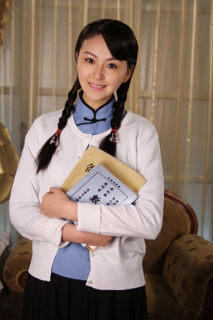 《钻石豪门》上海热播 戴娇倩母女角色一人担