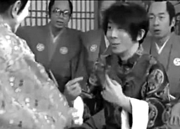 刘谦表情夸张
