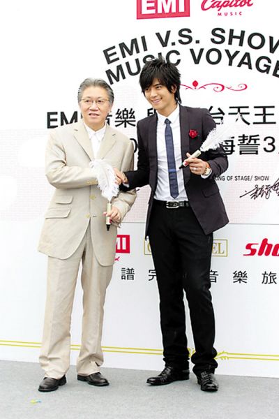 郑东汉让罗志祥的音乐事业突飞猛进