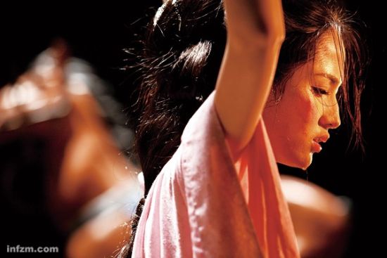 “肉蒲团”监制萧若元说，如果没有3D技术，他绝不会再拍三级片。 （剧组供图） 