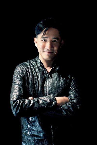 梁朝伟其实是个健谈的人。他只是不喜欢谈八卦（摄影/ 钟锐钧）&nbsp;