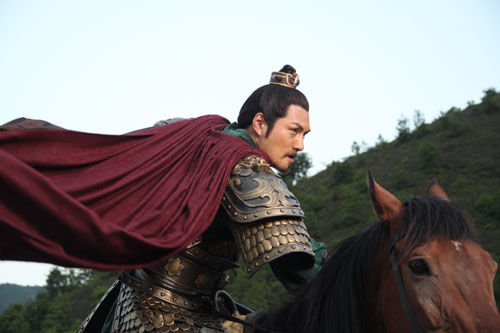 单田芳首涉影视圈赞严宽版秦琼