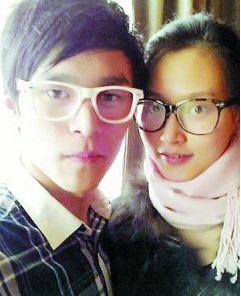 孙杨与女友合影