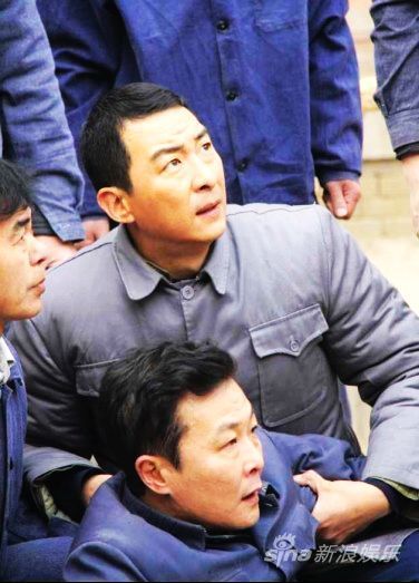 《全家福》周克明萧益土命运跌宕起伏