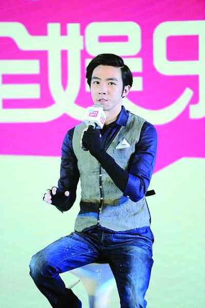 烧伤基本痊愈,重回公众视野的俞灏明[微博]近期加大了工作强度,乘了