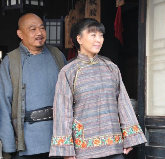 新浪娱乐讯 高满堂将赵君再次钦点进《闯关东前传》饰演土匪韩老大,在