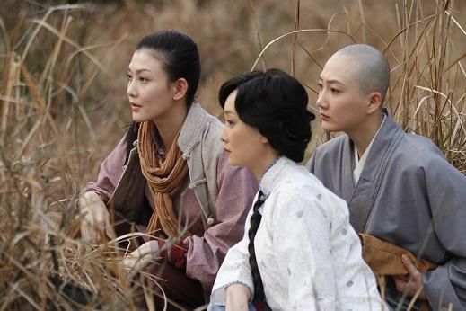 为此曾参与《女兵排》电视剧编剧工作的山东编剧张勇,就僧尼抗战的