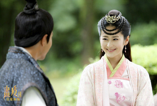 新浪娱乐讯 近日在央视热播的《画皮之真爱无悔》为暑期档荧幕掀起了