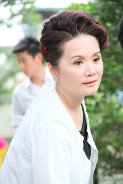 吴冕,彭玉[微博],张一山[微博],杨紫[微博],张子枫老中青三代演员共同