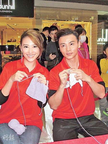 应采儿与张晋即席学习织冷帽