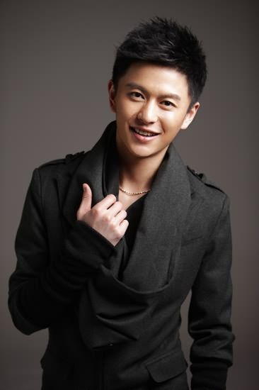 《爱情上上签》雷鹏宇挑战摇滚富二代