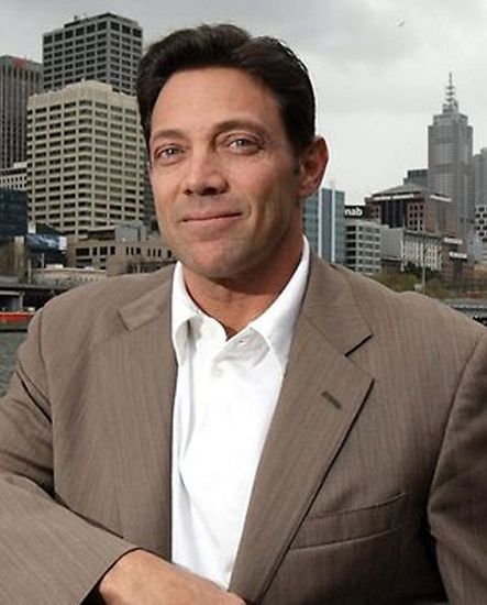 《华尔街之狼》原型乔丹-贝尔福特