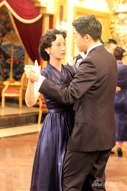 杨雪《暴雨将至》