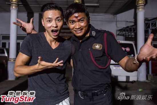 张晋Tony Jaa拥抱道别 