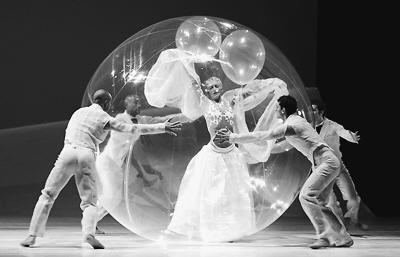 摩纳哥蒙特卡洛芭蕾舞团《睡美人》日前在国家大剧院上演。 王小京摄