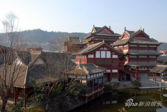 横店影视城位于浙江省东阳市