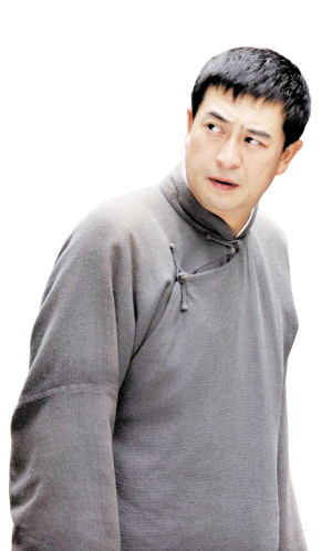 　　张嘉译 　(《借枪》)