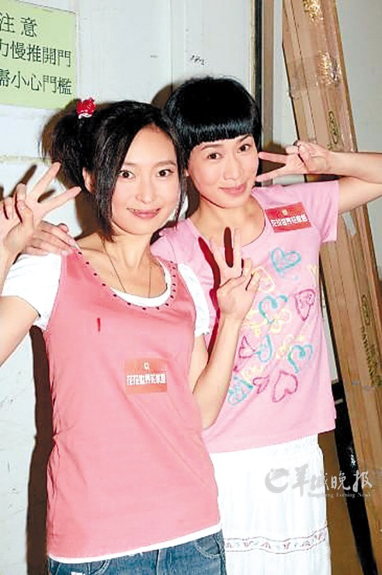 　　周家怡(左)和好友佘诗曼都已离开无线