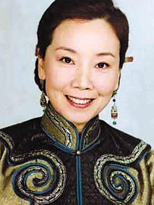 　　郑竹梅(赵奎娥饰)