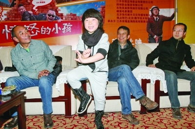 24 05:19:10 扬子晚报 摘要:由黄建新监制,黄雷执导,王一鸣,张嘉译