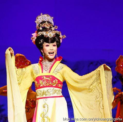 李玉刚出家揭与前女友纠葛