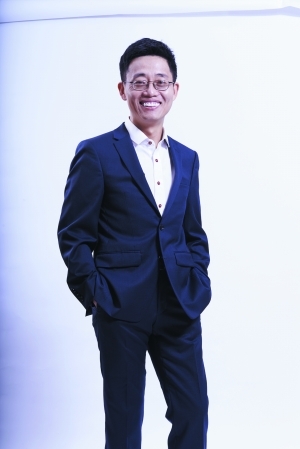 黄西:不会露脖子以下的部位