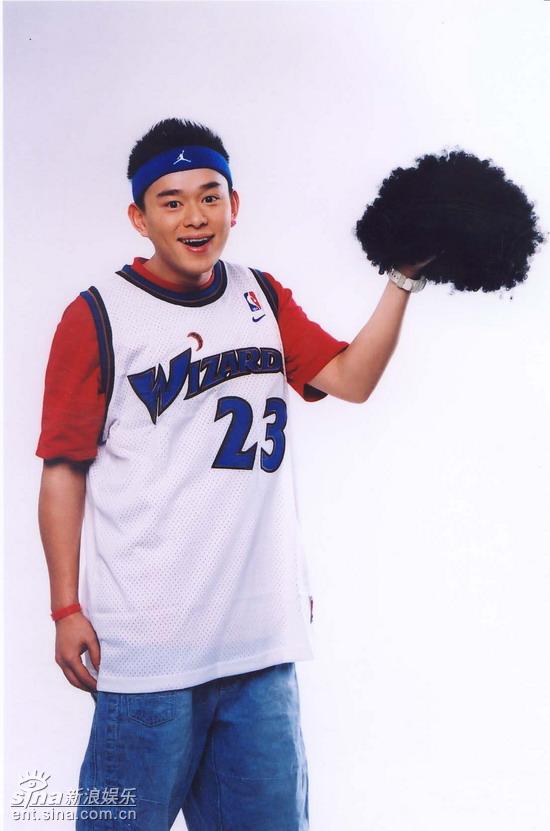 资料图片:演员钟亮精彩写真(11)